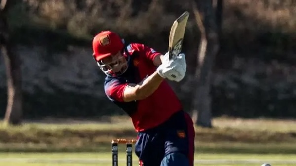 Nick Greenwood batting during the match