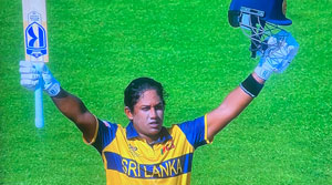 Chamari Athapaththu blasted Ireland to defeat